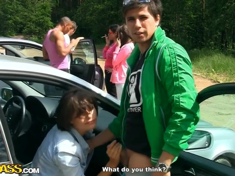 Бесстыжие русские студенты обалденно отдыхают на природе