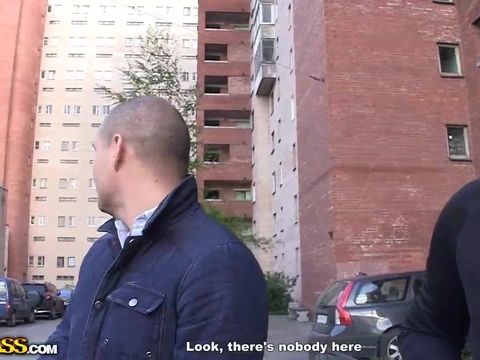 Русскую телку развели на МЖМ выебали за деньги